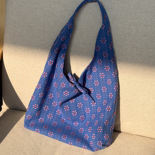 Everyday Sling | Swedish Floral Blue