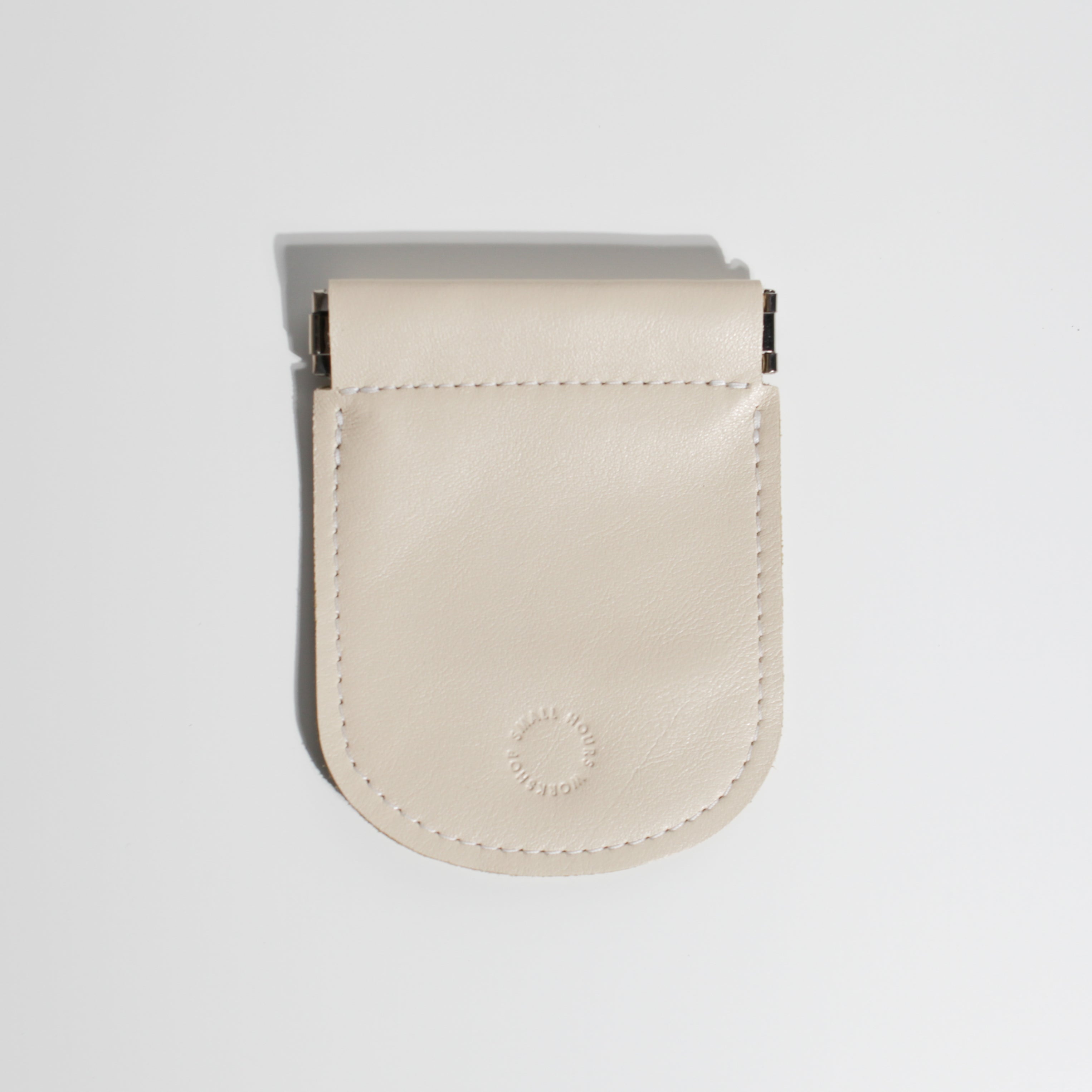 Pinch clearance coin purse